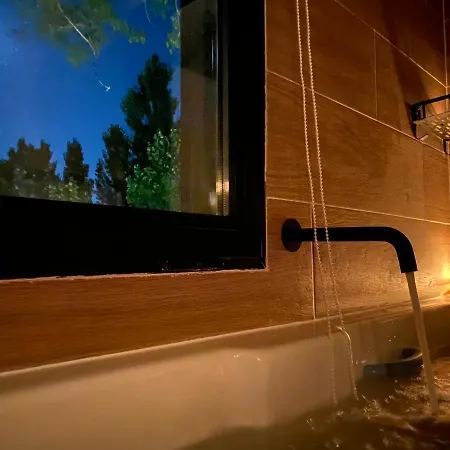 Gerendaház Vagon Orient Express - Housevanlive *